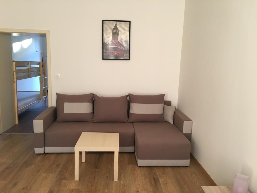 Apartment Glory Anglicka Прага Екстер'єр фото