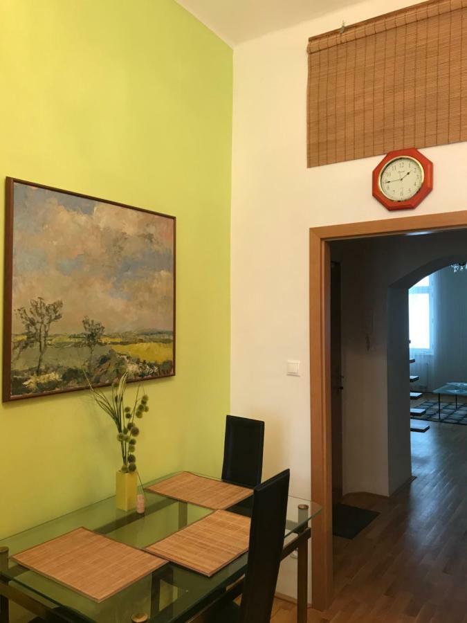 Apartment Glory Anglicka Прага Екстер'єр фото