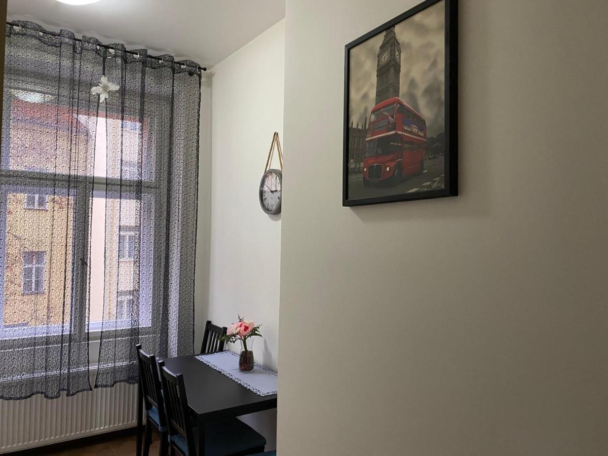 Apartment Glory Anglicka Прага Екстер'єр фото